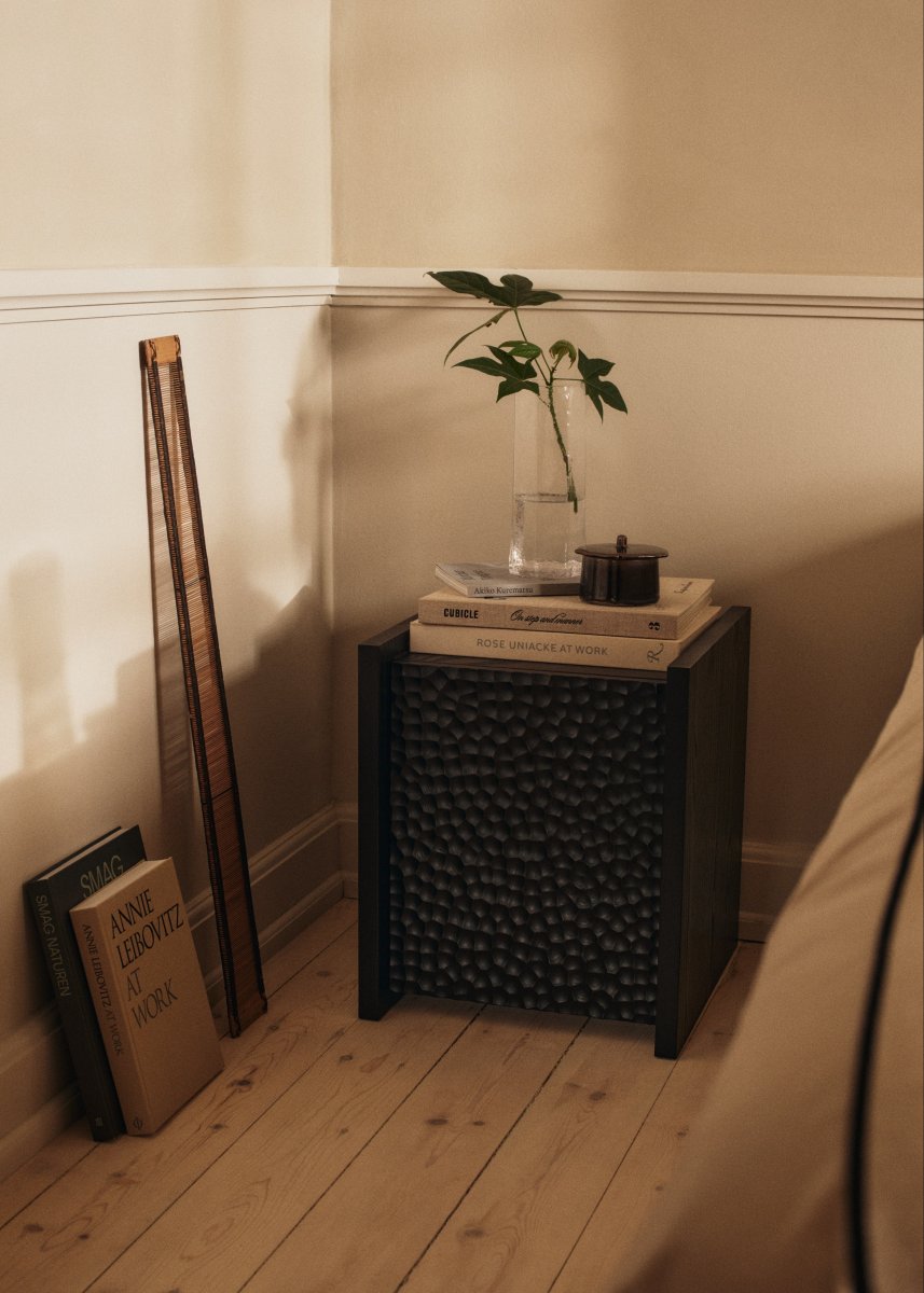 Scarni sidebord, Dark Stained Ash fra Ferm Living - Billede 3